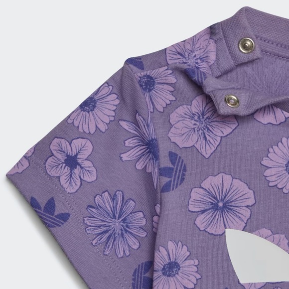 💥NWT💥 adidas Floral tee & Short set - Picture 3 of 8